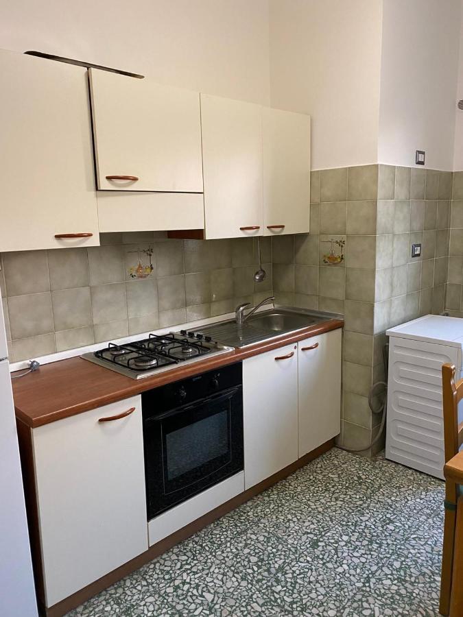 Appartamento Domus Da Antonio Fiumicino Esterno foto